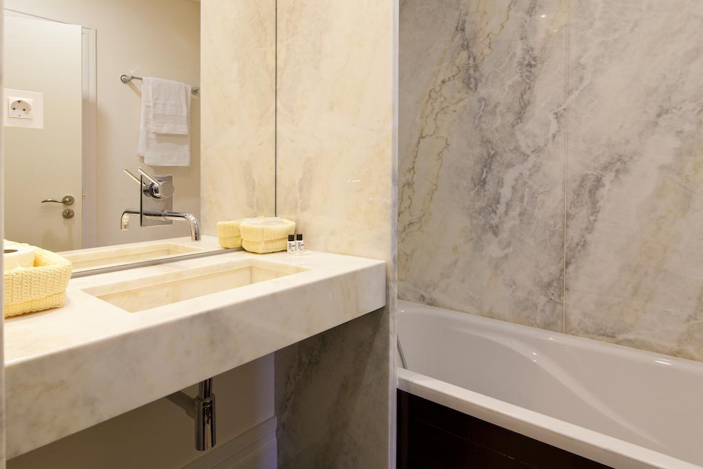 Joivy Baixa Deluxe Apartments Lisbon Luaran gambar