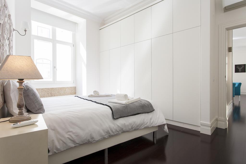 Joivy Baixa Deluxe Apartments Lisbon Luaran gambar